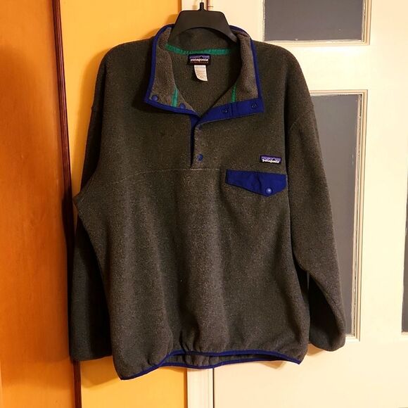 Patagonia Synchilla Men's Snap-T Charcoal Gray Fleece Pullover Size L - Picture 1 of 9
